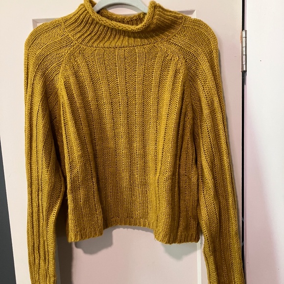 Womens Sweater - Picture 1 of 2
